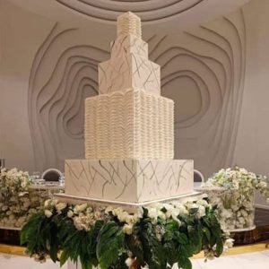 کیک عروسی باغ تالار شمس العماره